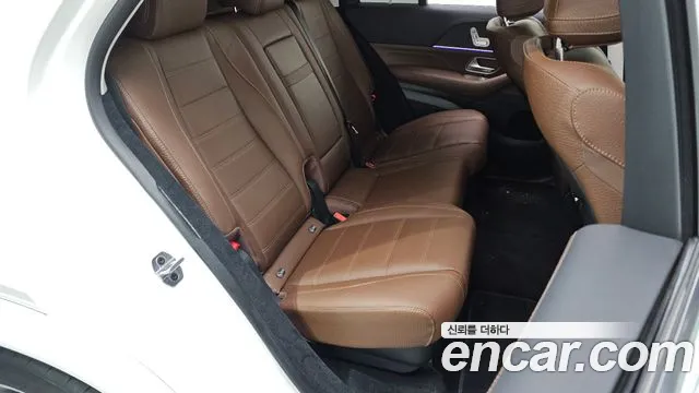 Mercedes-Benz GLE-Class — Фото автомобиля 11