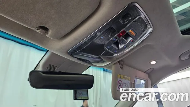 Genesis GV80 — Фото автомобиля 23