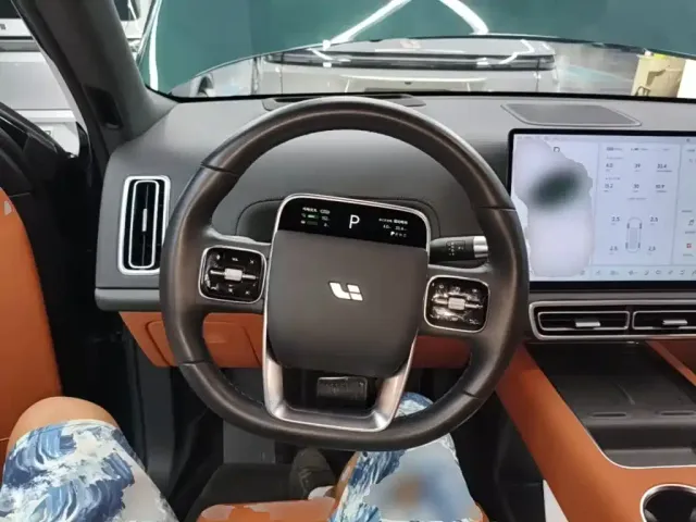 Li Auto L9 — Фото автомобиля 10