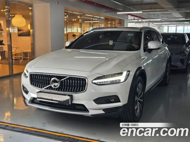 Фотография автомобиля — Volvo V90