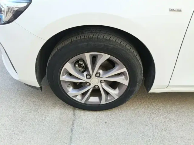 Buick Verano — Фото автомобиля 22