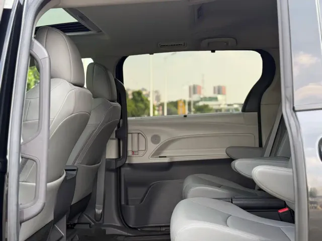 Toyota Granvia — Фото автомобиля 9
