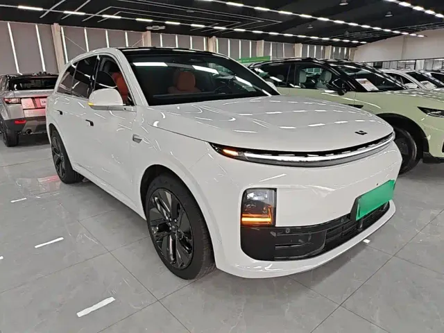 Li Auto L6 — Фото автомобиля 3