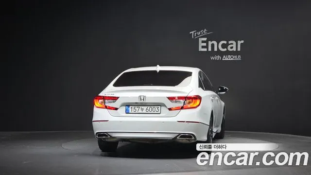 Honda Accord Accord 10 поколение 1.5 Turbo — Фото автомобиля 3