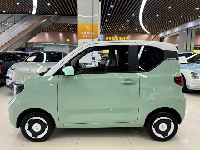 Wuling Hongguang Mini EV — Фото автомобиля 9