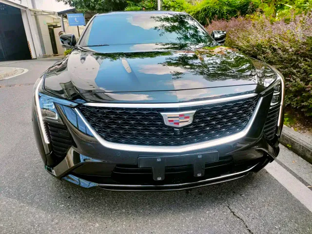 Cadillac CT5 — Фото автомобиля 7
