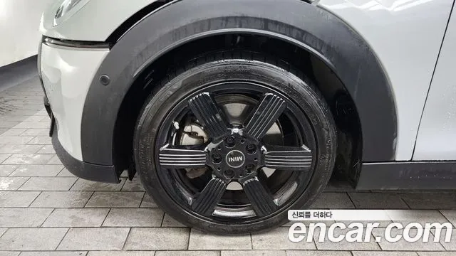 Mini Cooper — Фото автомобиля 5