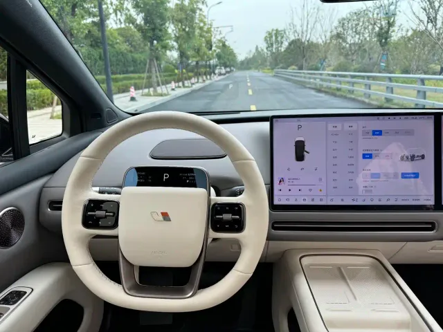 Li Auto i6 — Фото автомобиля 18