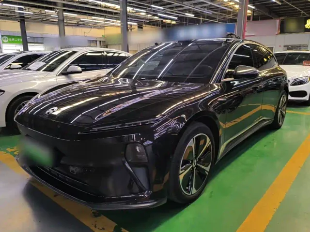 Фотография автомобиля — Nio ET5 Touring