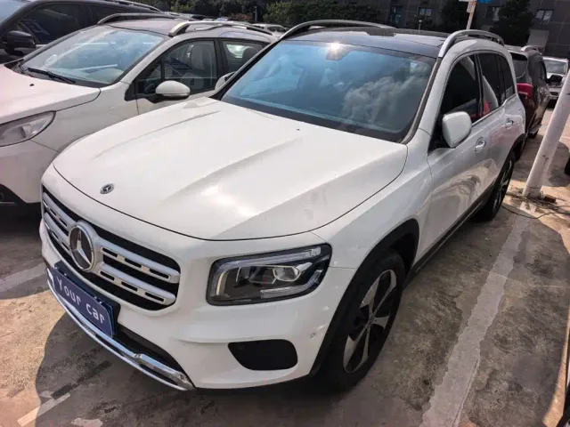 Фотография автомобиля — Mercedes-Benz GLB-Class
