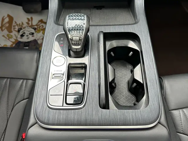 GAC Trumpchi GS8 — Фото автомобиля 16