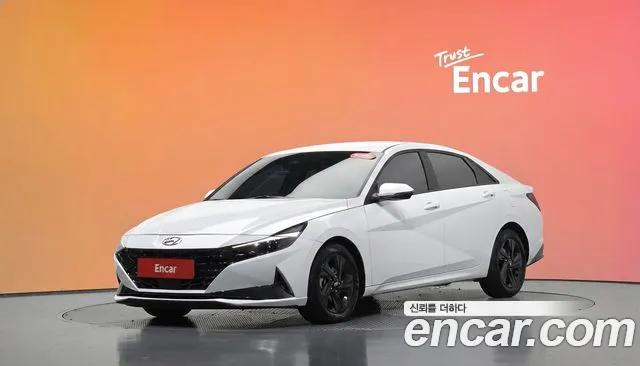 Фотография автомобиля — Hyundai Avante CN7
