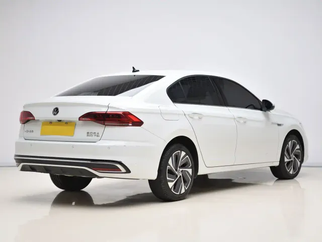 Volkswagen Bora — Фото автомобиля 6