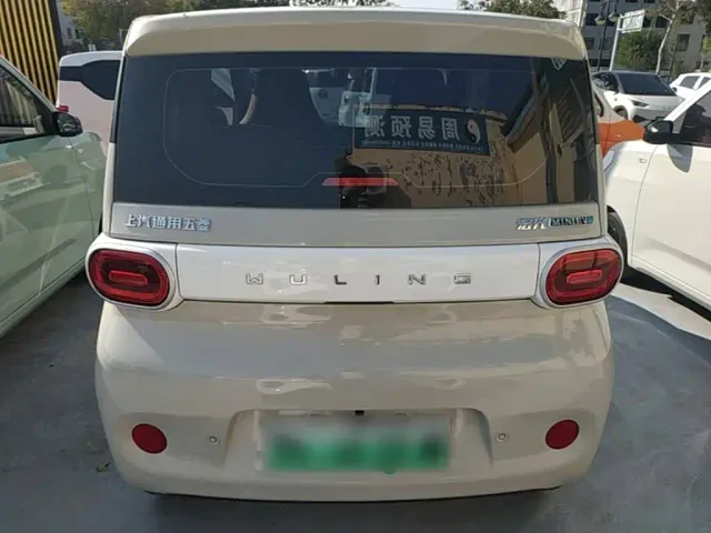 Wuling Hongguang Mini EV — Фото автомобиля 5