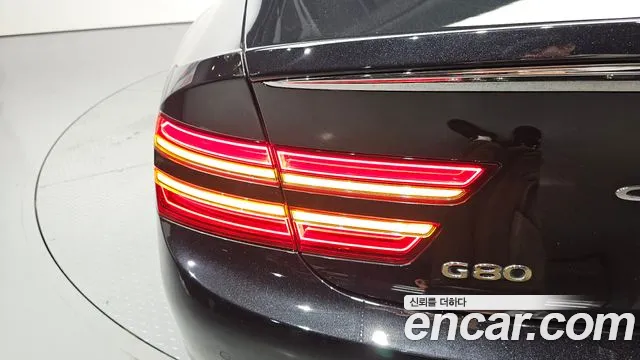 Genesis G80 RG3 — Фото автомобиля 8