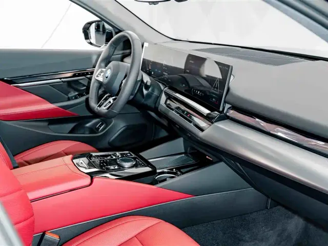 BMW i5 — Фото автомобиля 17