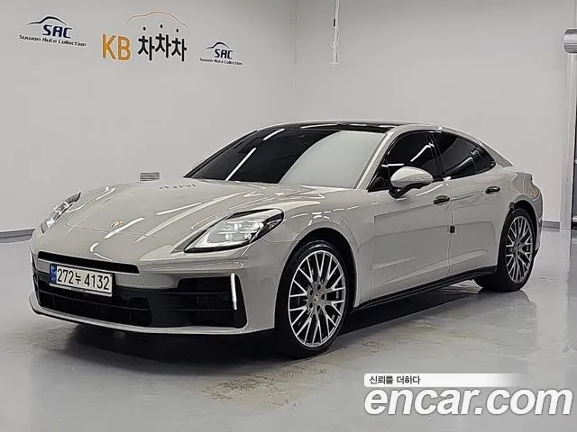 Фотография автомобиля — Porsche Panamera 976