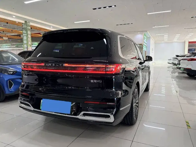 Geely Galaxy M9 — Фото автомобиля 6