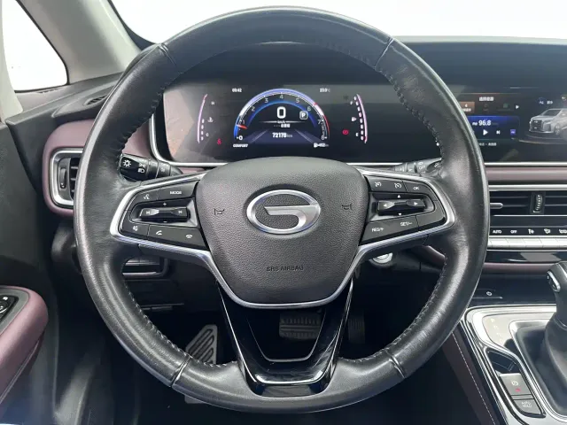 GAC Trumpchi M6 — Фото автомобиля 16