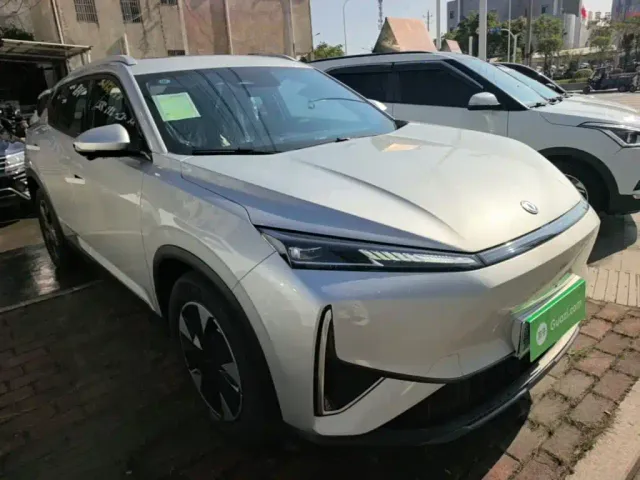 Dongfeng Fengshen L7 — Фото автомобиля 3