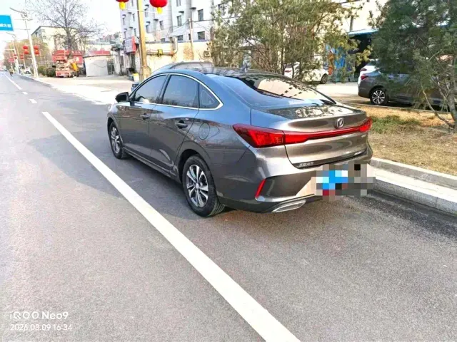 Changan Eado — Фото автомобиля 8