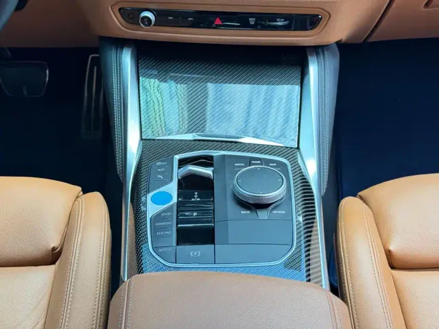 BMW i4 — Фото автомобиля 12