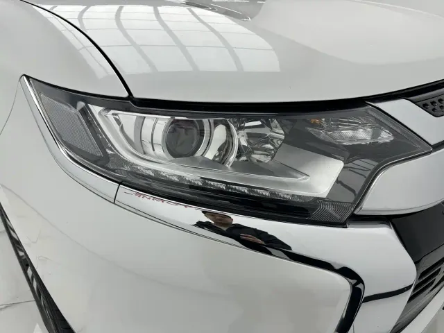 Mitsubishi Outlander — Фото автомобиля 10