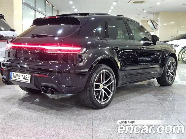 Porsche Macan — Фото автомобиля 4