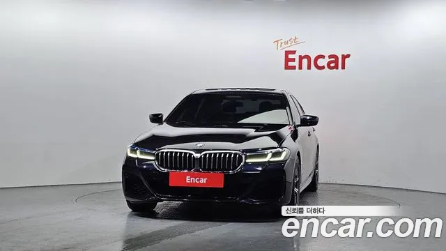 BMW 5-Series 5 серия (G30) 530i xDrive M Sport — Фото автомобиля 3
