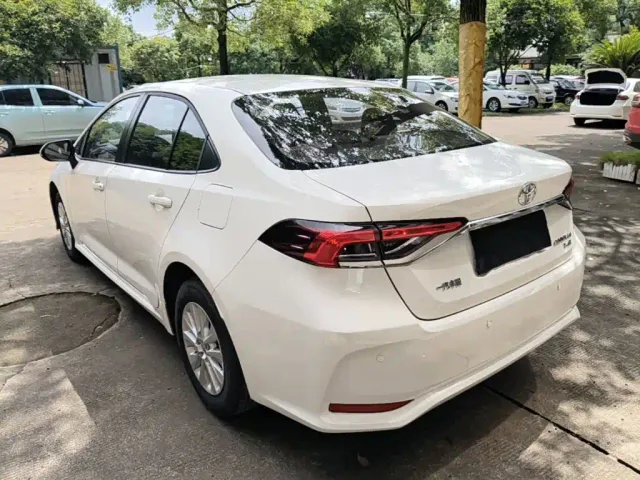 Toyota Corolla — Фото автомобиля 4