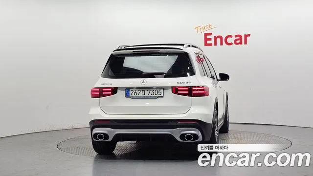 Mercedes-Benz GLB-Class — Фото автомобиля 4