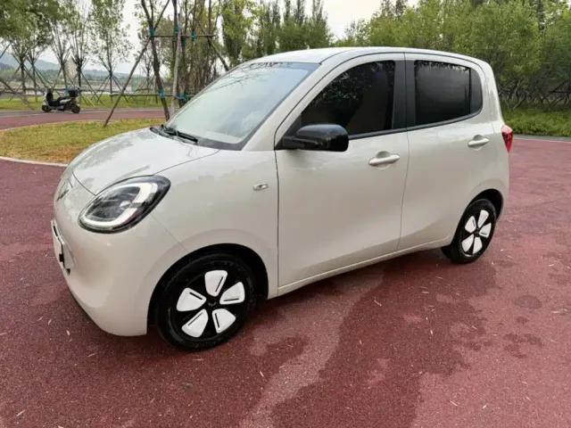 Фотография автомобиля — Wuling Hongguang Mini EV