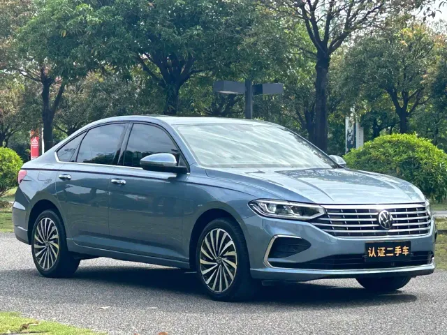 Volkswagen Lavida — Фото автомобиля 4