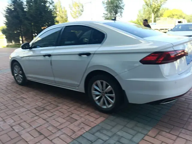 Volkswagen Bora — Фото автомобиля 9