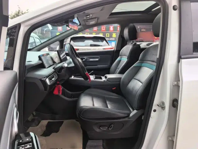 GAC Aion Y — Фото автомобиля 14