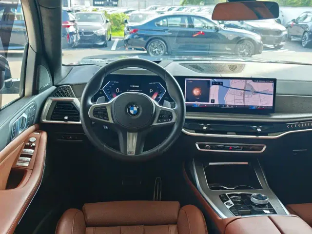 BMW X7 — Фото автомобиля 17