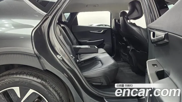 Kia EV6 Long Range — Фото автомобиля 11