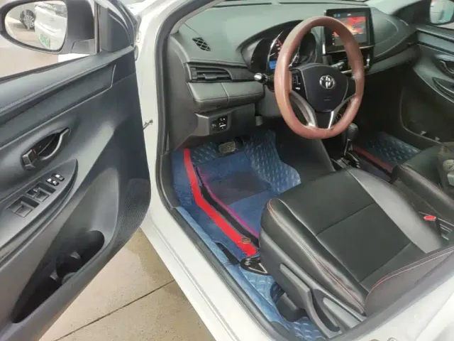 Toyota Vios FS — Фото автомобиля 15