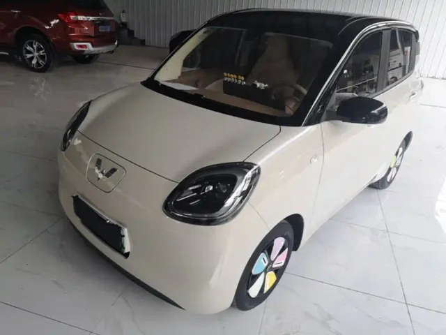 Фотография автомобиля — Wuling Hongguang Mini EV