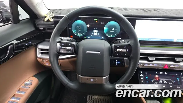 Hyundai Grandeur GN7 — Фото автомобиля 19
