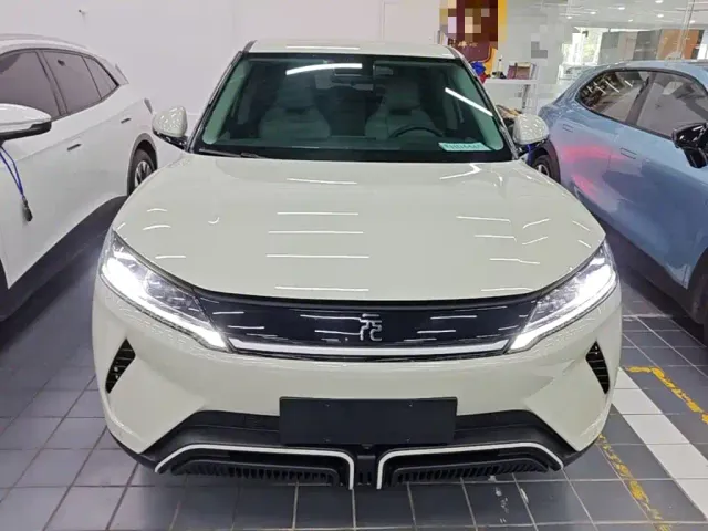 BYD Yuan UP — Фото автомобиля 2