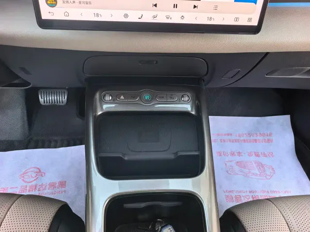 BYD Dolphin — Фото автомобиля 12