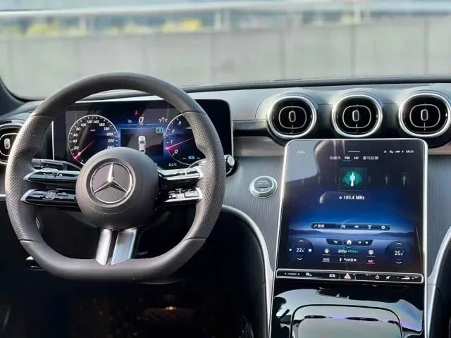 Mercedes-Benz C-Class — Фото автомобиля 4