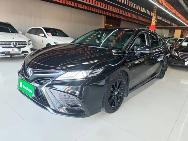 Фотография автомобиля — Toyota Camry