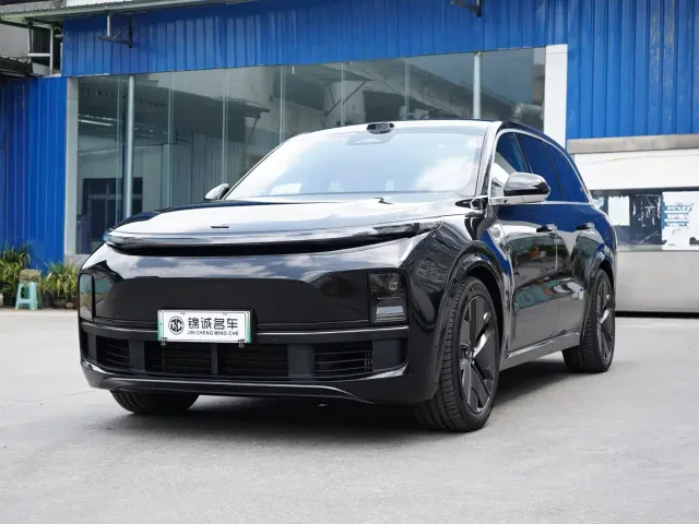 Фотография автомобиля — Li Auto L8