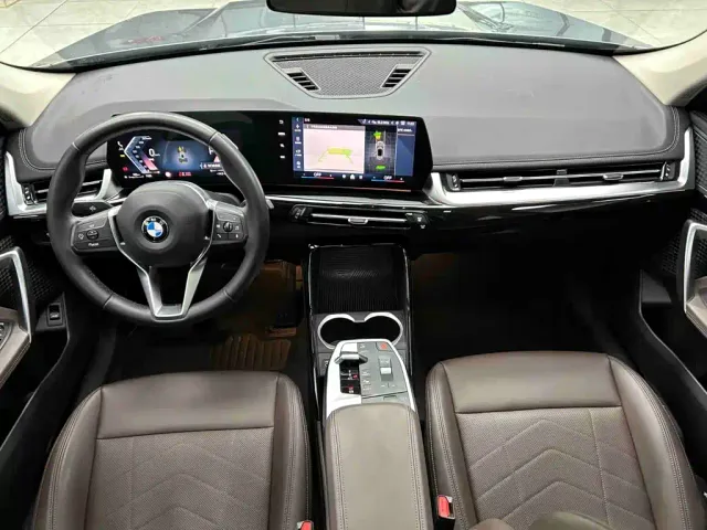 BMW X1 — Фото автомобиля 11