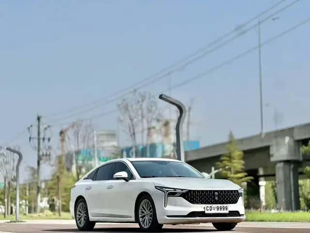 Bestune B70 — Фото автомобиля 3