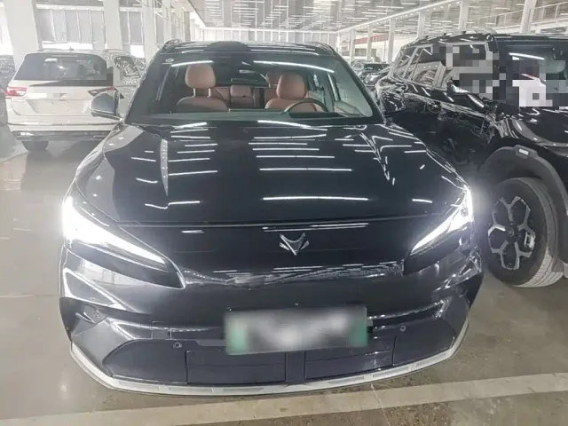 Arcfox Alpha T5 — Фото автомобиля 2