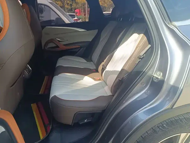 BYD Song Pro — Фото автомобиля 16
