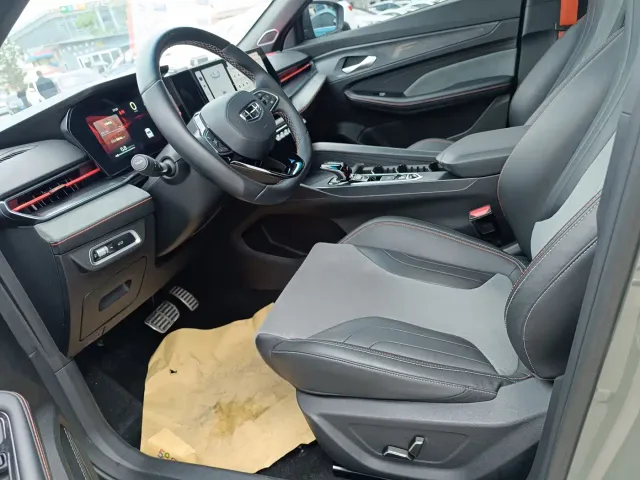 Geely Binrui — Фото автомобиля 5